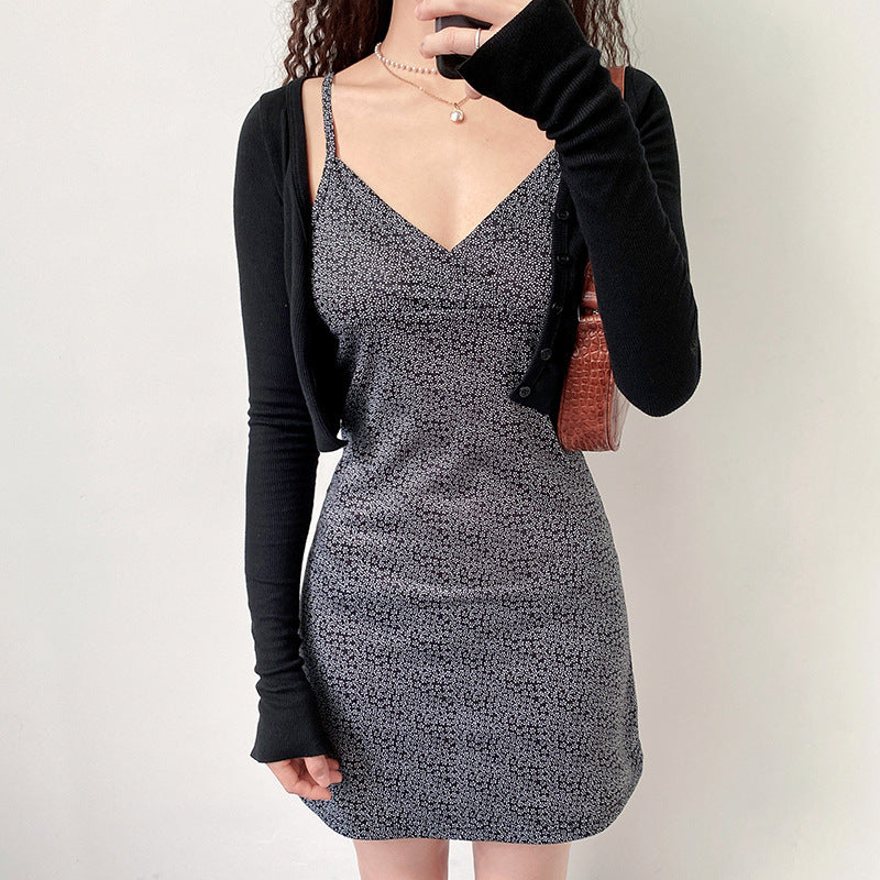 Adjustable strap A-line skirt