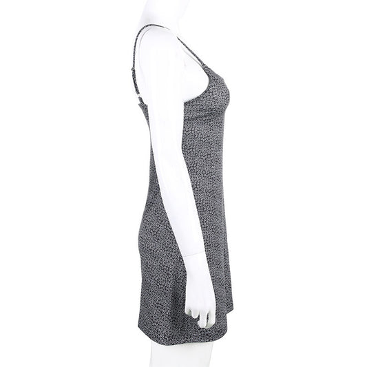 Adjustable strap A-line skirt