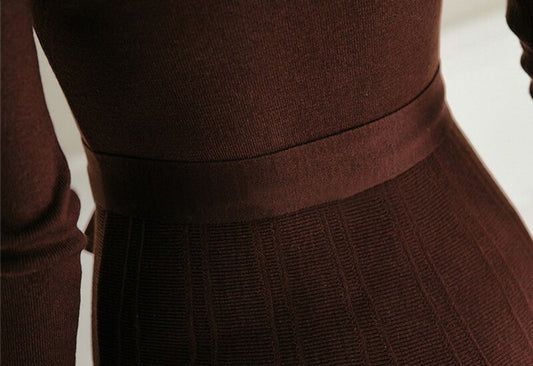 Medium length sweater bottomed skirt