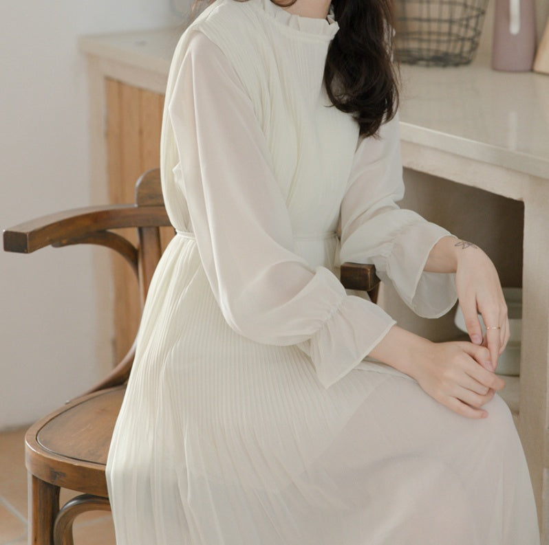 White dress gentle skirt