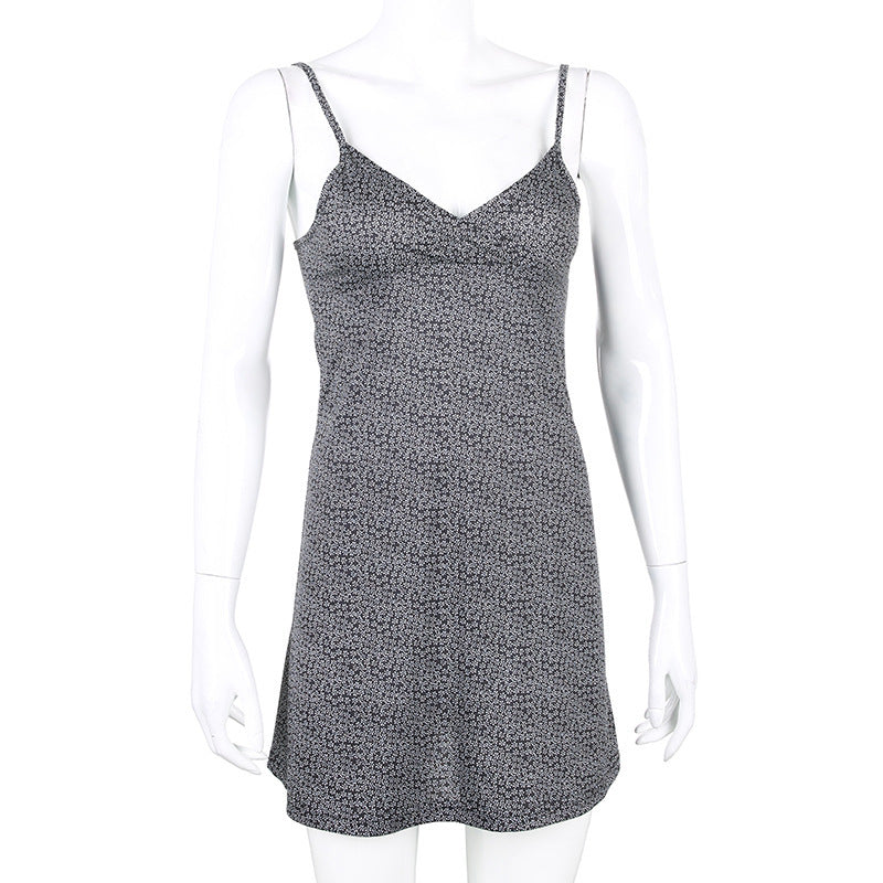 Adjustable strap A-line skirt