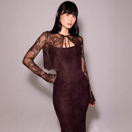 Elegant Lace Tube Top Dress With Fishbone Hips Suit