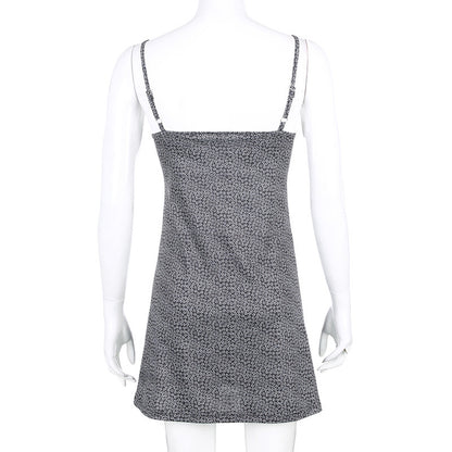 Adjustable strap A-line skirt