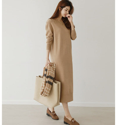 Base mid-length sweater skirt