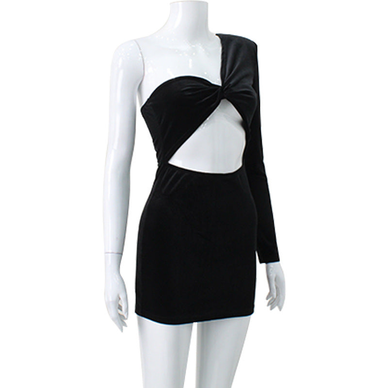European And American One-sleeve Right-angle Shoulder Design Pleated Hollow Silk Elegant Dress