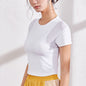 A short blazer with tight mesh stitching