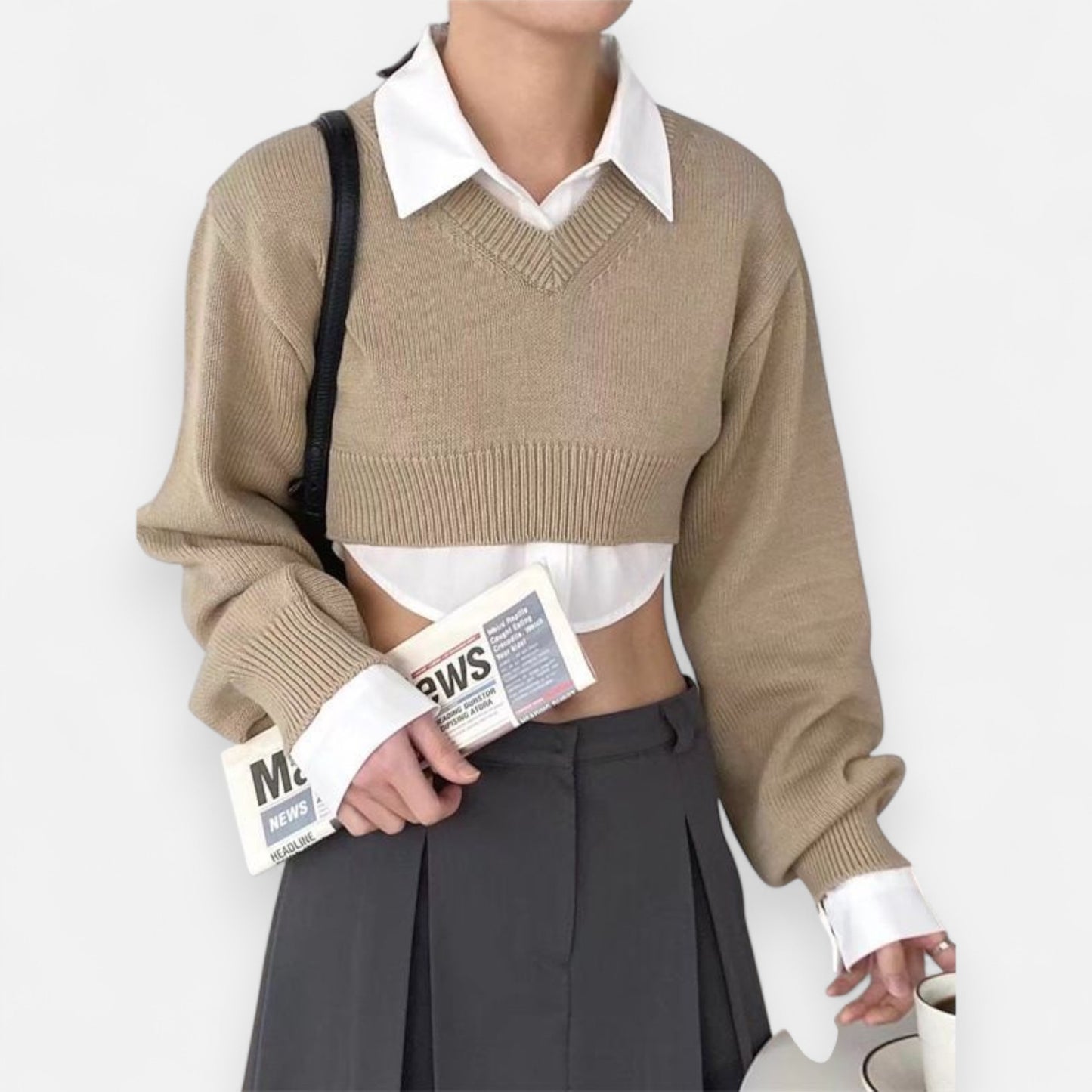 Women’s Camel Knitted Pullover – Classic Round Neck Long Sleeve Sweater