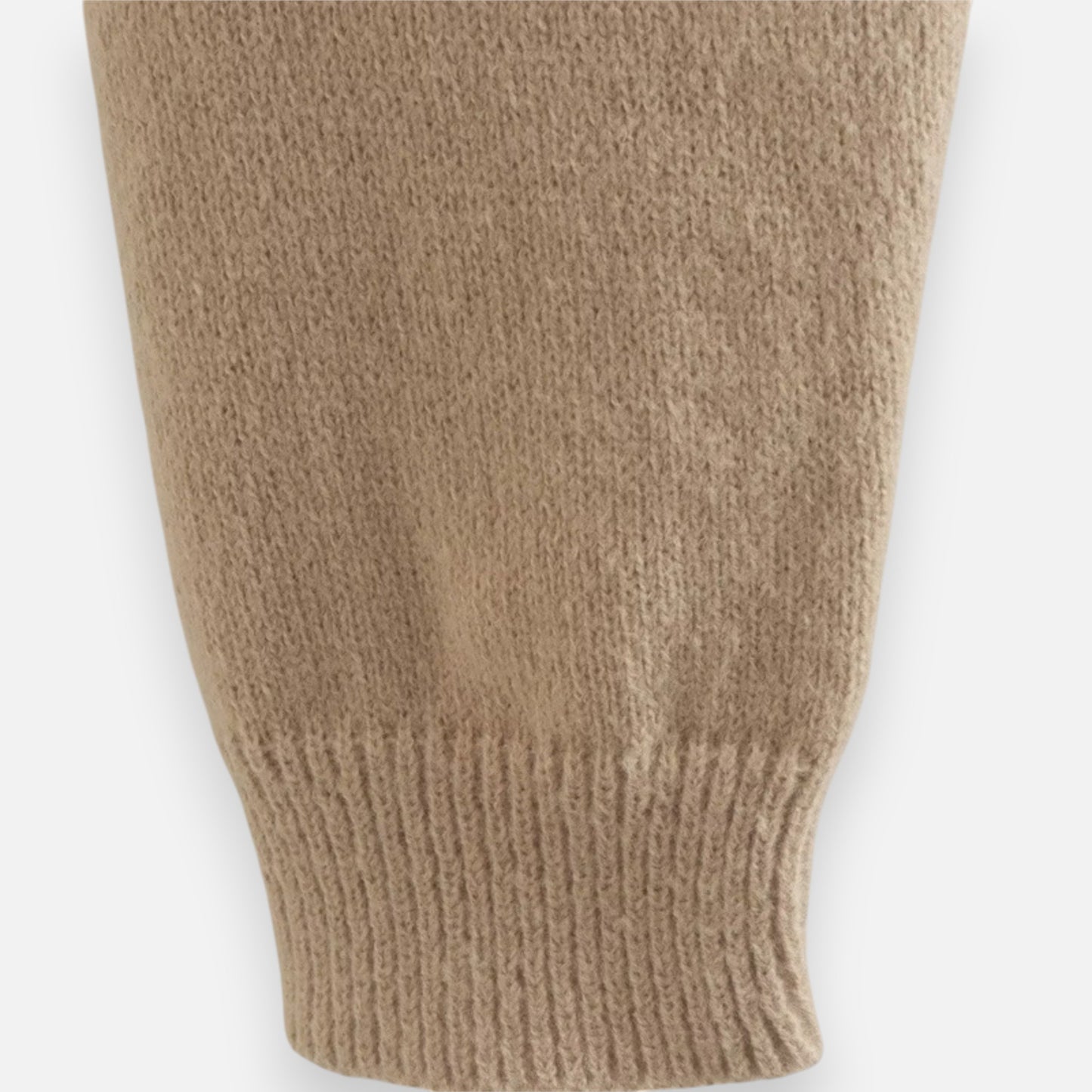 Women’s Camel Knitted Pullover – Classic Round Neck Long Sleeve Sweater