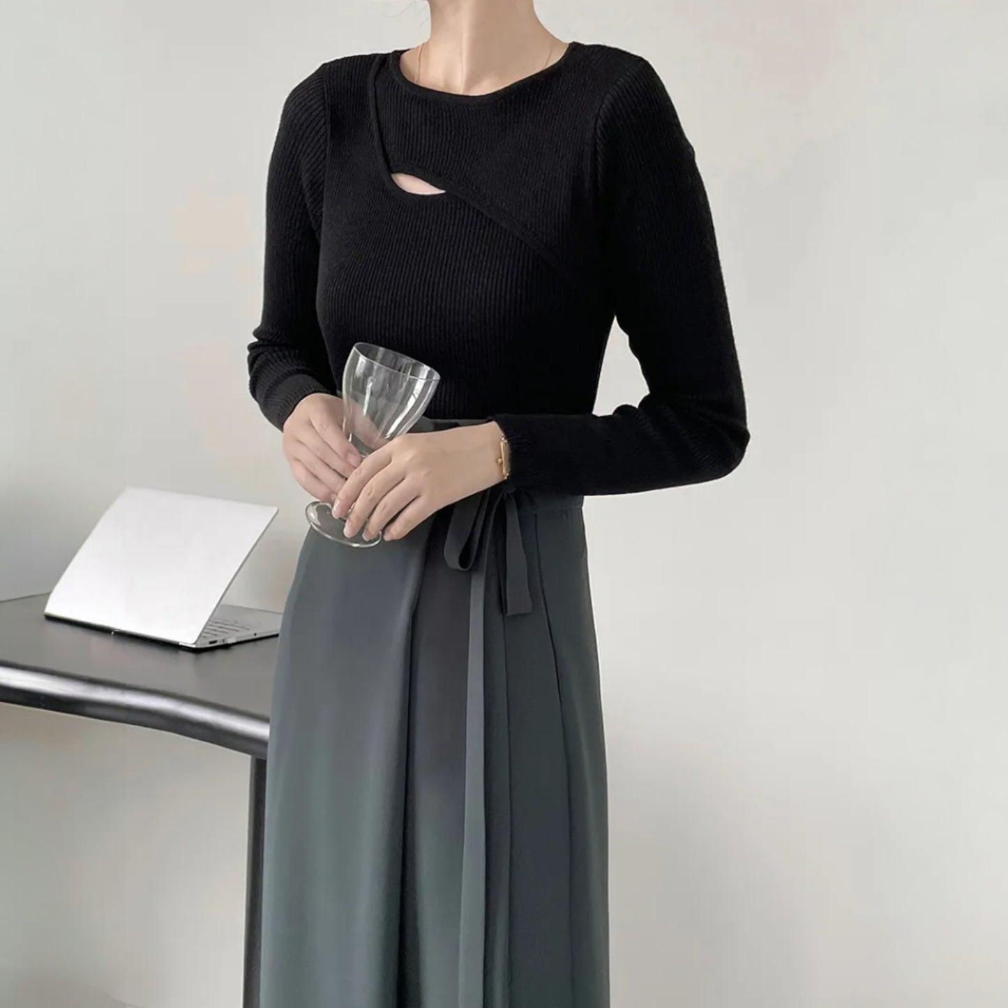 Women’s Korean Style Knitted Pullover – Simple Long Sleeve Round Neck Sweater Top