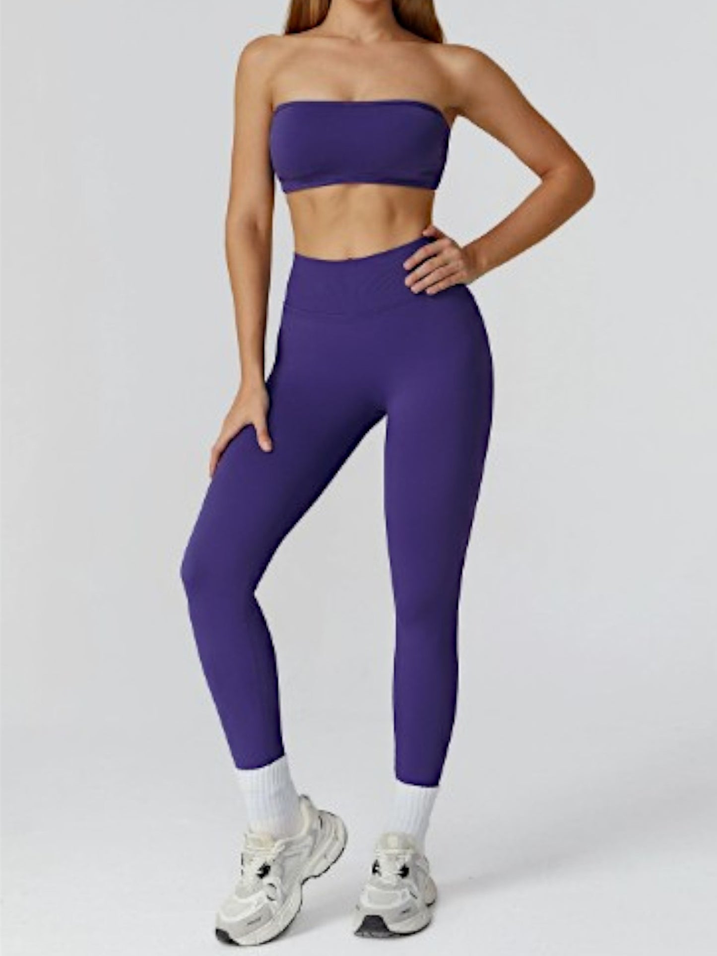 Women’s Seamless Sports Set – Bra, Shorts, Pants