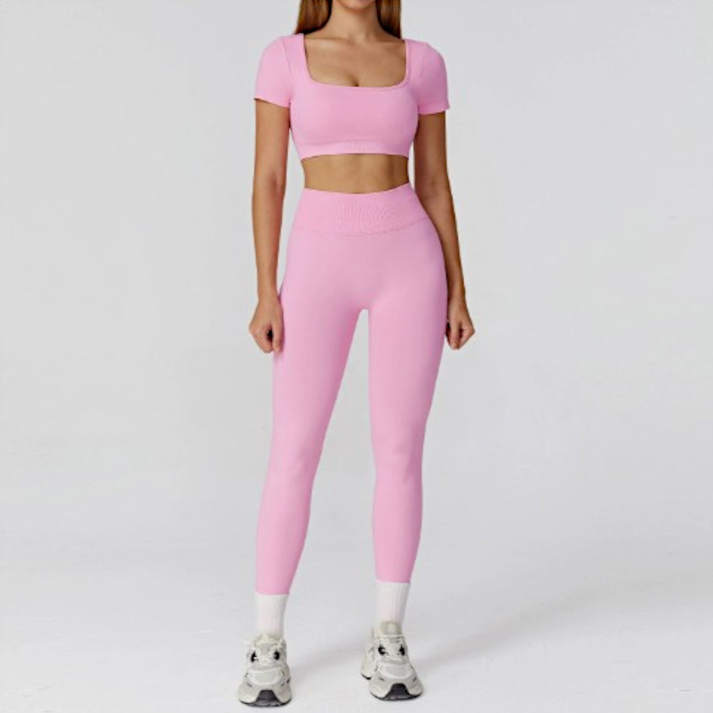Women’s Seamless Sports Set – Bra, Shorts, Pants
