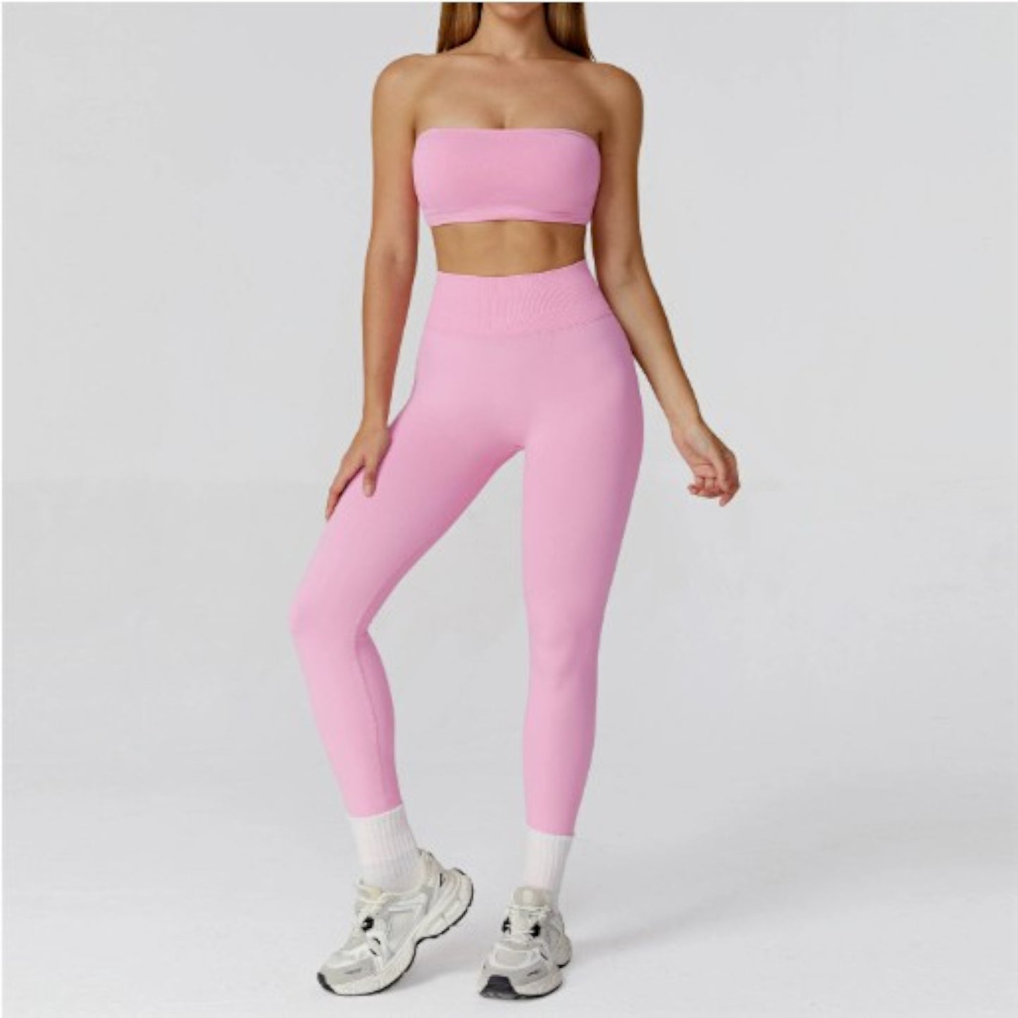 Women’s Seamless Sports Set – Bra, Shorts, Pants