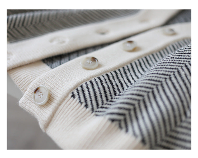 V-neck Retro Knitted Cardigan Women's Loose Jacket Thick Thick Line Outer Wear Sweater