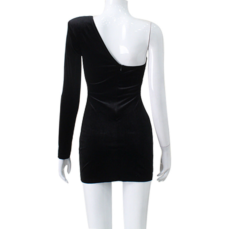 European And American One-sleeve Right-angle Shoulder Design Pleated Hollow Silk Elegant Dress