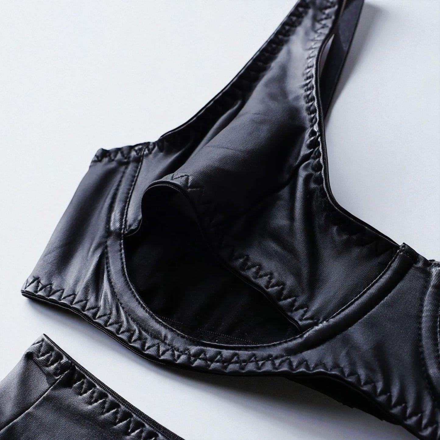 Lingerie Leather Patent Leather Seductive 4-Piece Set