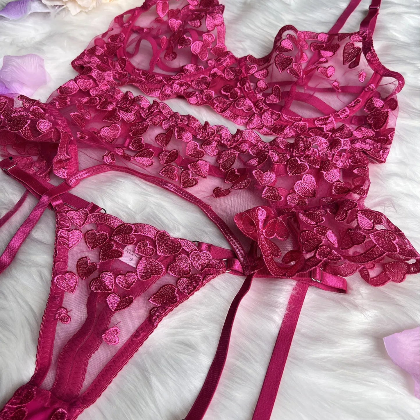 Embroidered Heart Lace Sexy 4-Piece Lingerie Suit